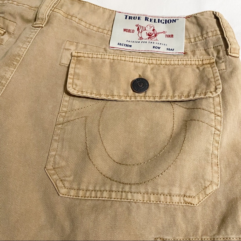 True Religion Cargo Shorts - Picture 6 of 12